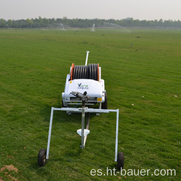 Sistema de riego de carrete de manguera para pequeña granja